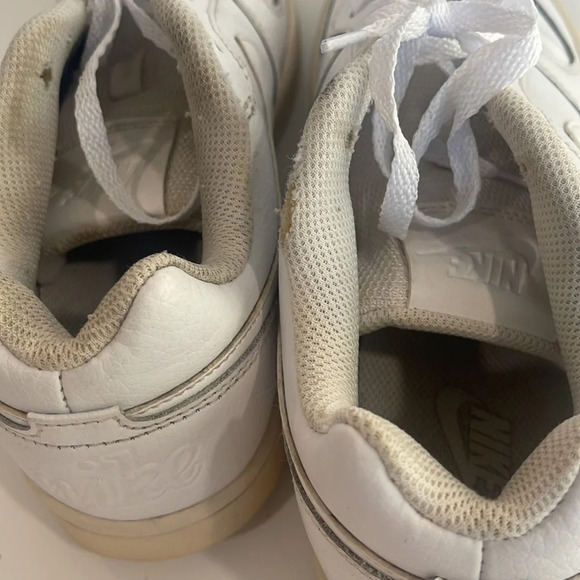 Nike White sneakers size 8.5 - Picture 5 of 16